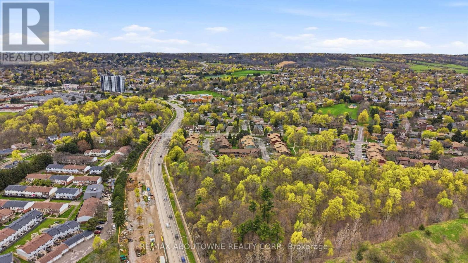 49 - 2301 Cavendish Drive, Burlington, Ontario  L7P 3M3 - Photo 44 - W13071436
