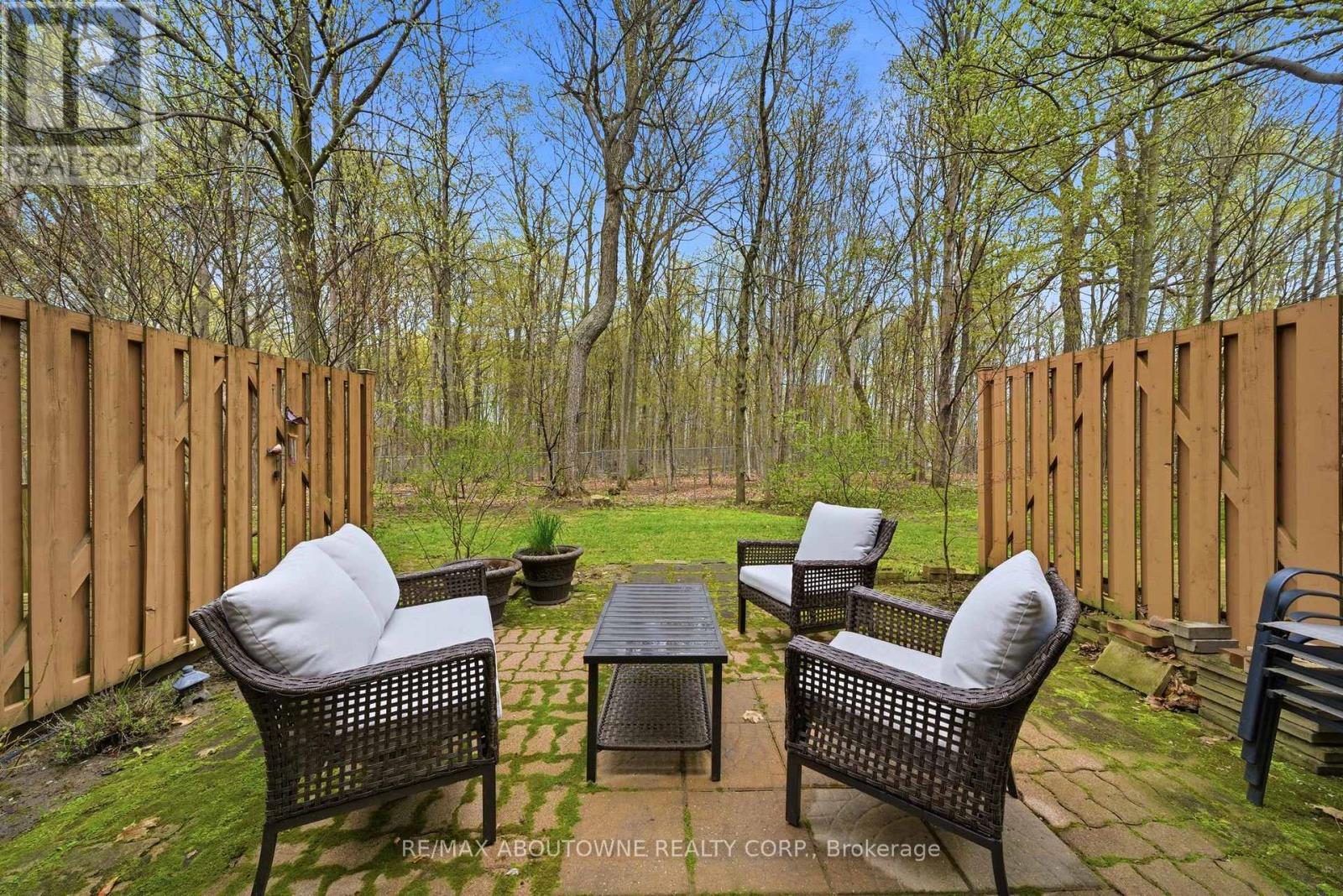 49 - 2301 Cavendish Drive, Burlington, Ontario  L7P 3M3 - Photo 34 - W13071436