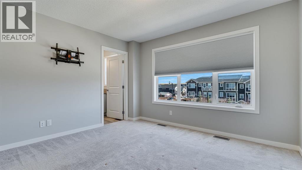 205 Sundown Road, Cochrane, Alberta  T4C 2M6 - Photo 13 - A2305216