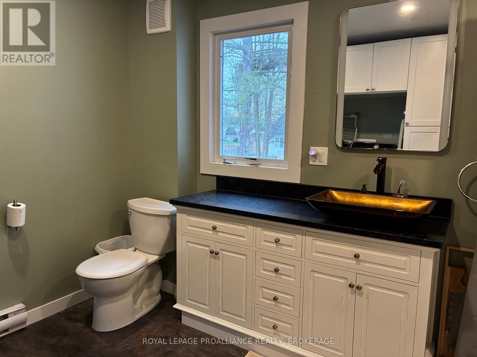 255 First Street, Gananoque, Ontario  K7G 2J3 - Photo 20 - X13072308