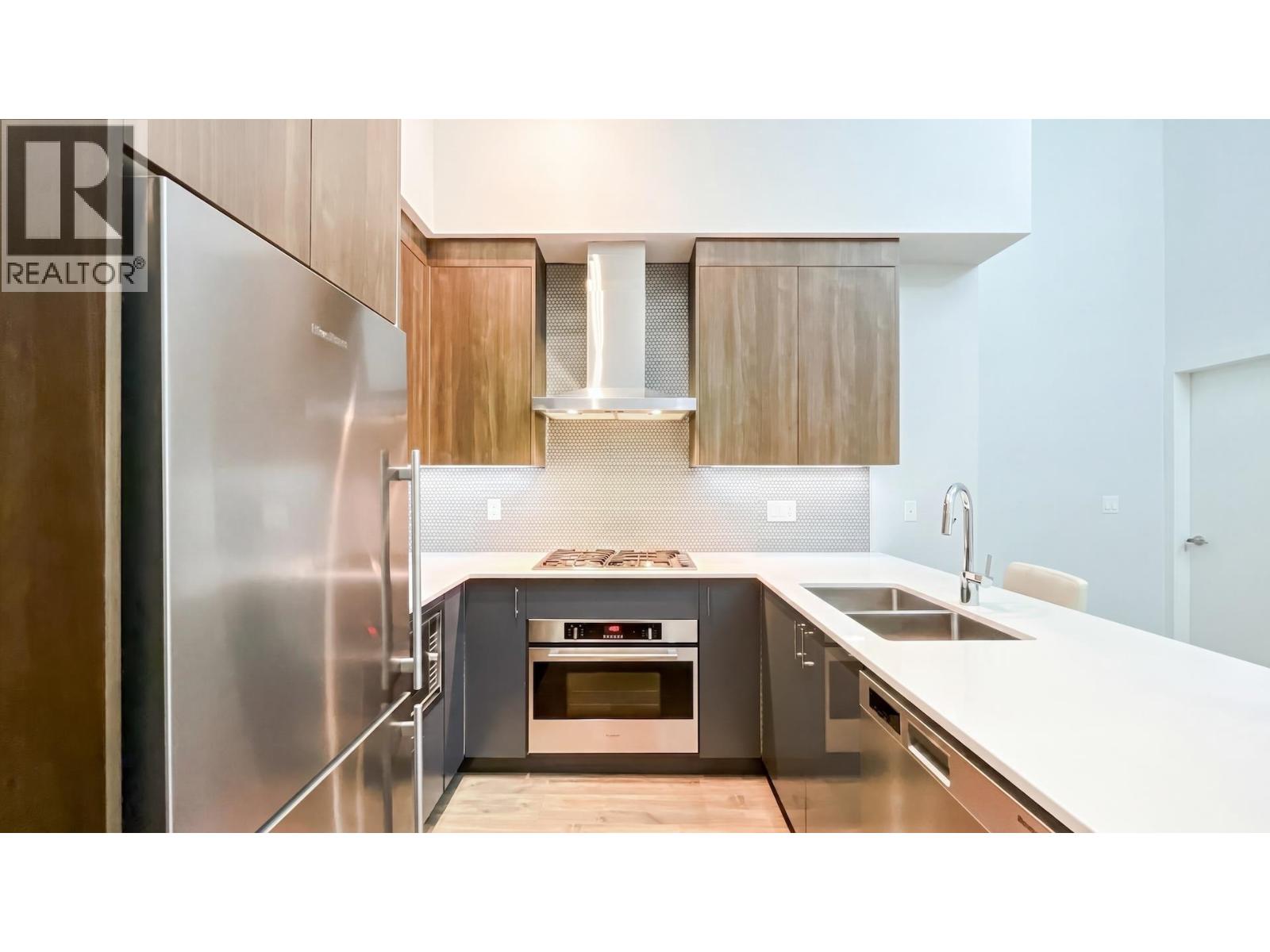 108 6283 Kingsway, Burnaby, British Columbia  V5J 0H3 - Photo 10 - R3117865