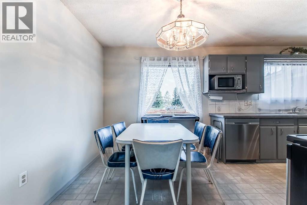 375 18 Street Ne, Medicine Hat, Alberta  T1C 1A7 - Photo 12 - A2305760