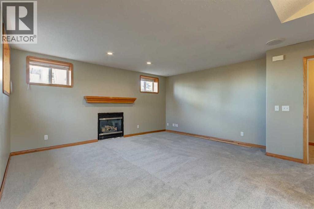 208 Railway Avenue, Cheadle, Alberta  T1P 0X8 - Photo 33 - A2286052
