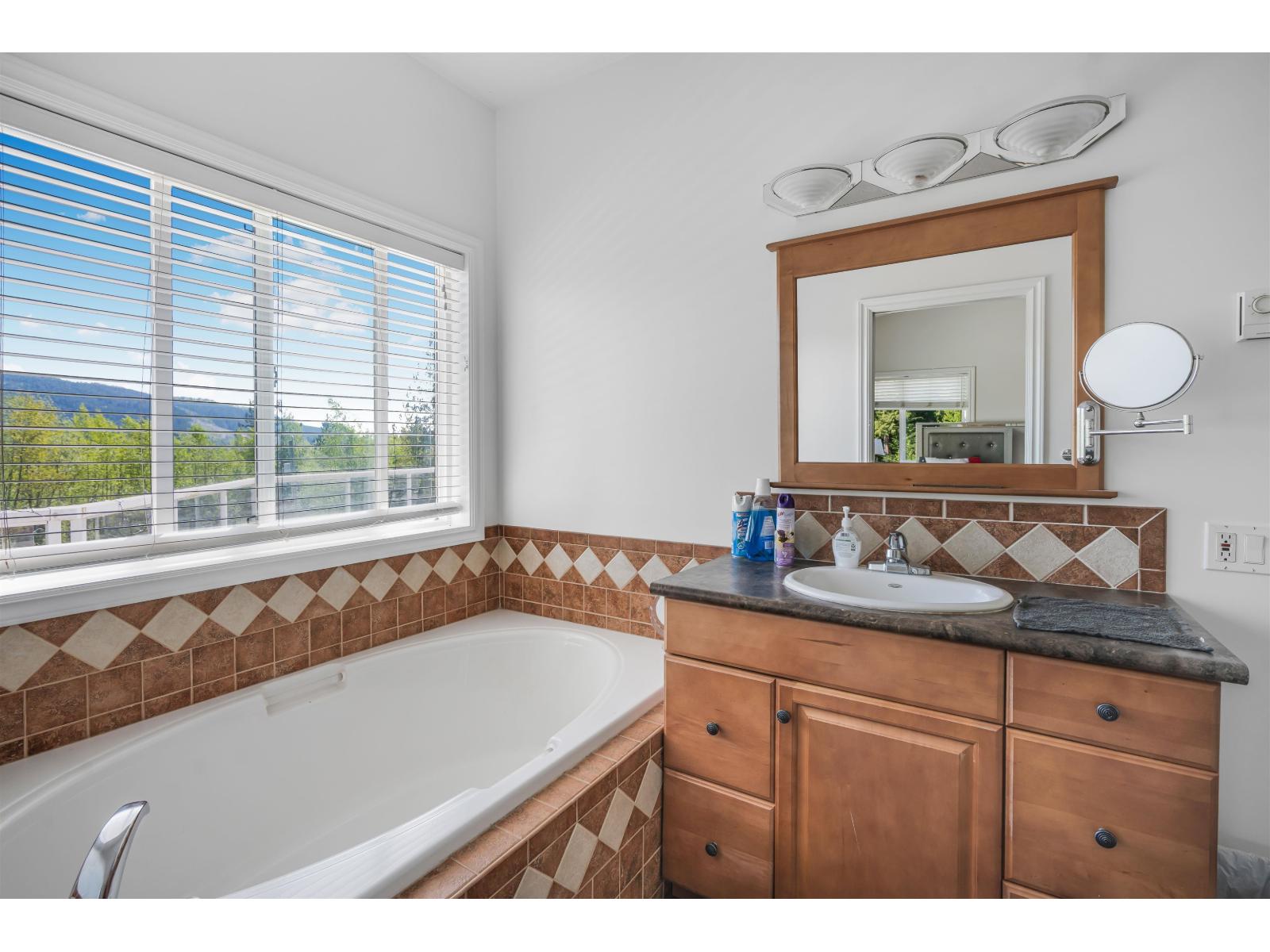 12302 Cardinal Place, Mission, British Columbia  V4S 1L3 - Photo 13 - R3118261