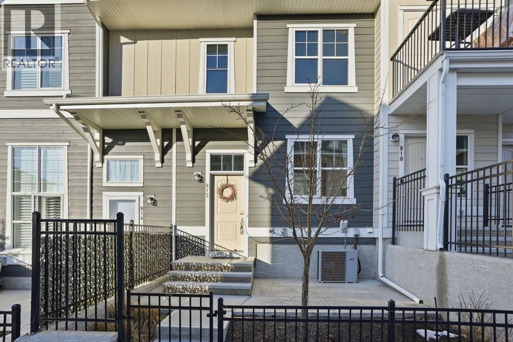 812 Cranbrook Walk SE, Calgary, Alberta  T3M 2V5 - Photo 2 - A2298479
