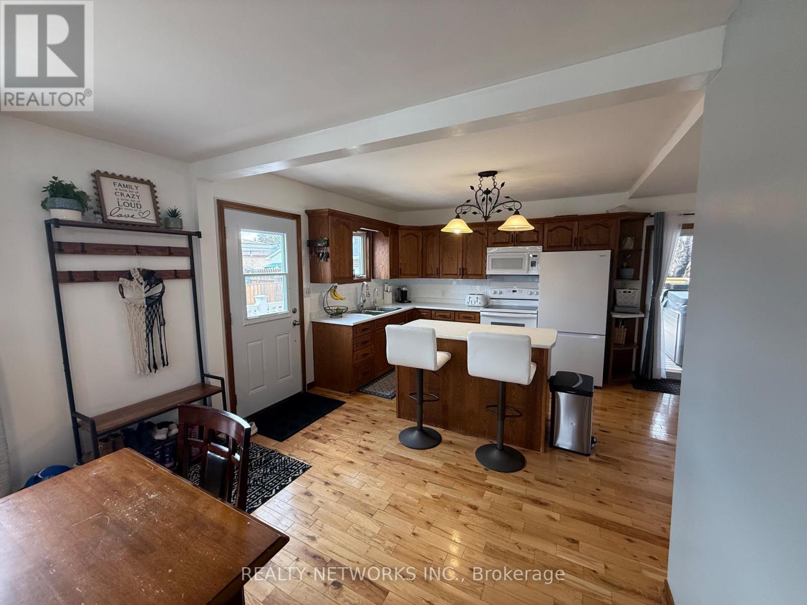 146 Allan Street, Timmins, Ontario  P0N 1H0 - Photo 2 - T13072172