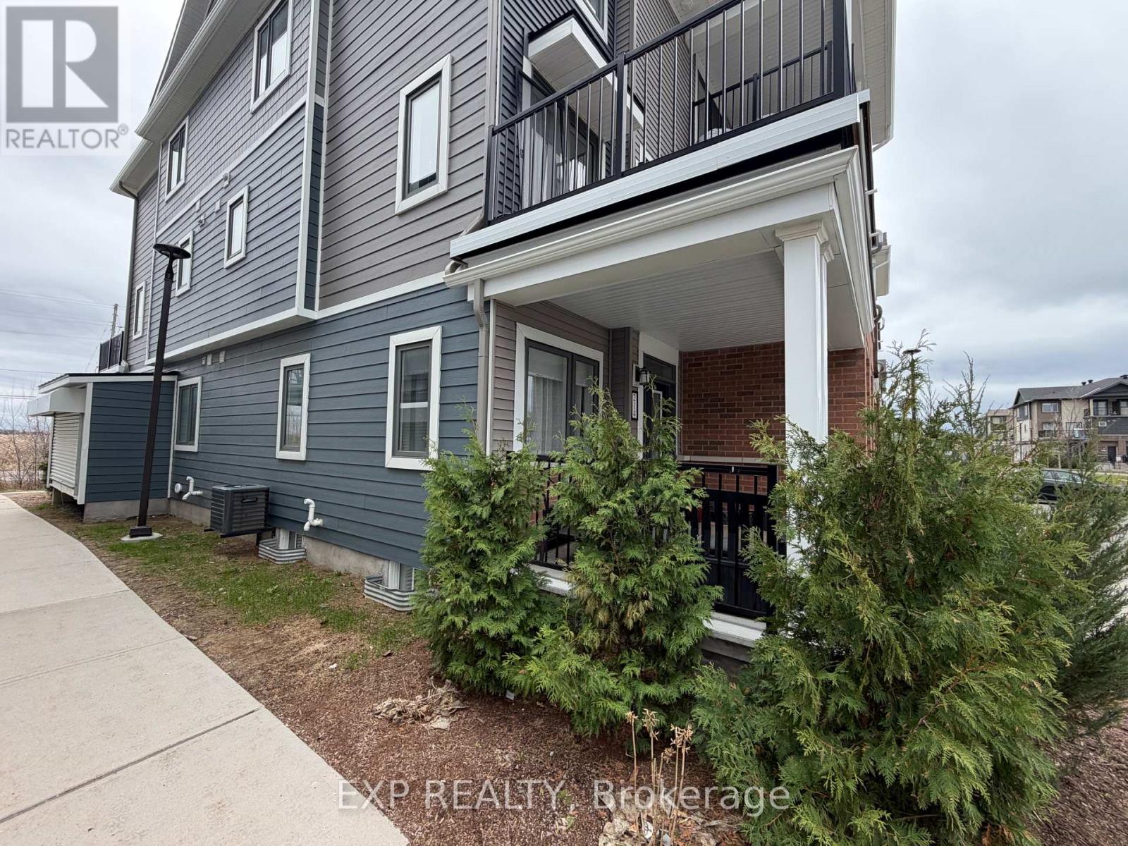 214 Pilot Private, Ottawa, Ontario  K2S 1B6 - Photo 2 - X13072108