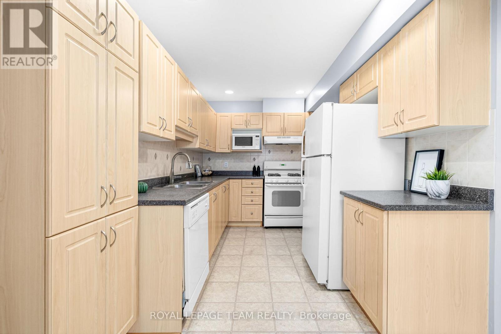 189 Gray Crescent, Ottawa, Ontario  K2K 3L8 - Photo 17 - X13072274