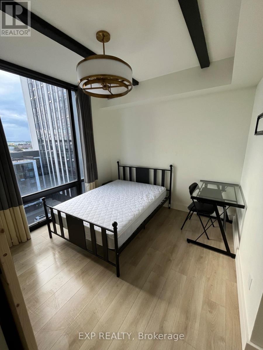 928 - 145 Columbia Street W, Waterloo, Ontario  N2L 0K7 - Photo 1 - X13072144