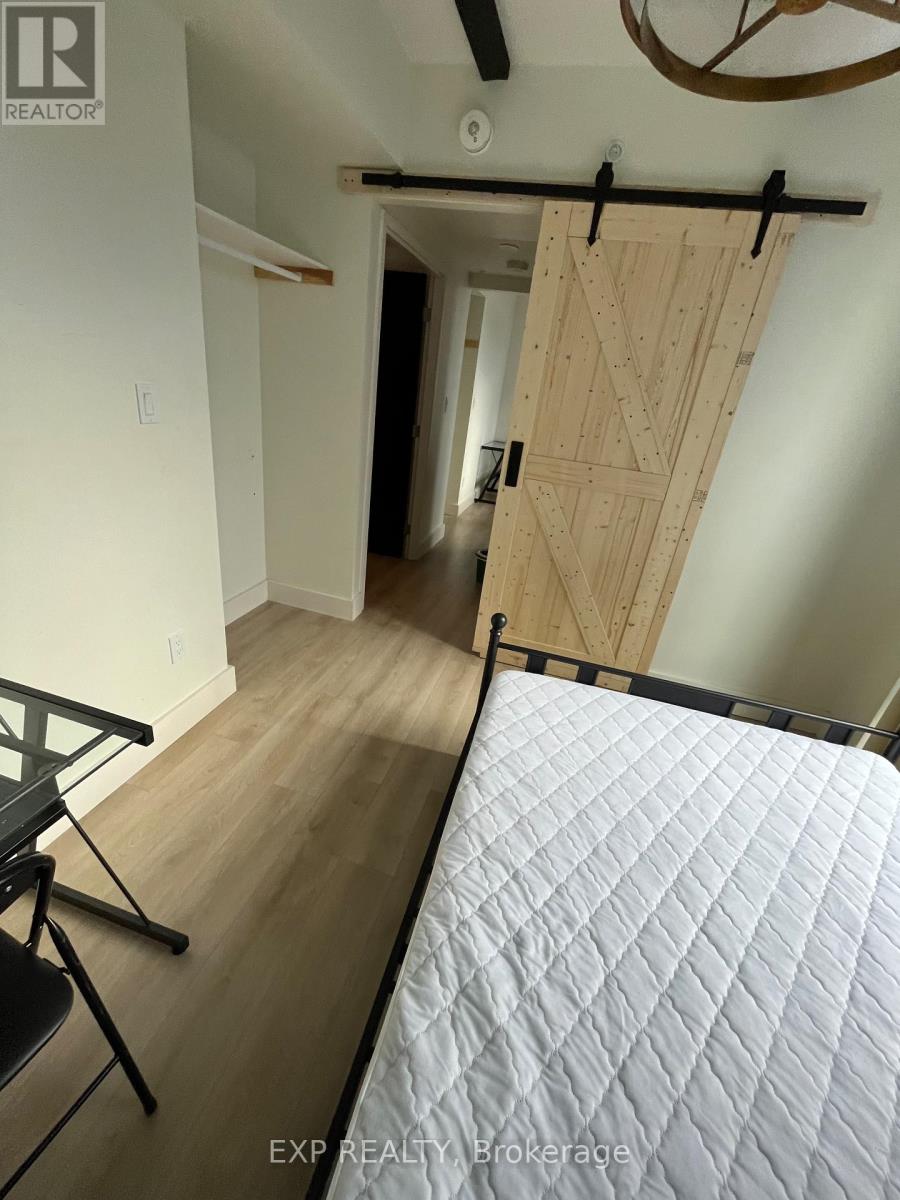 928 - 145 Columbia Street W, Waterloo, Ontario  N2L 0K7 - Photo 2 - X13072144
