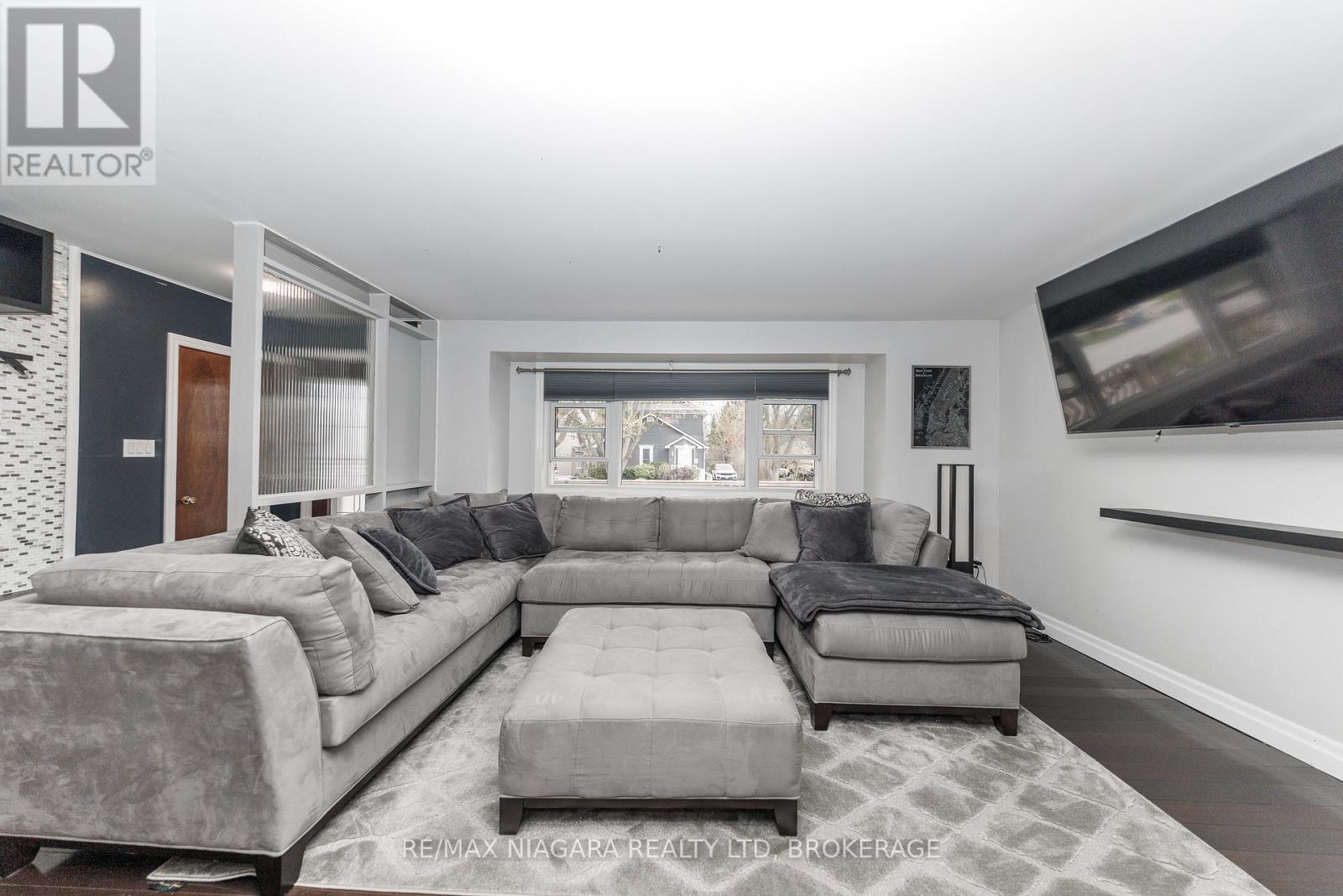 301 Highland Avenue, Fort Erie, Ontario  L2A 2Y1 - Photo 13 - X13072280