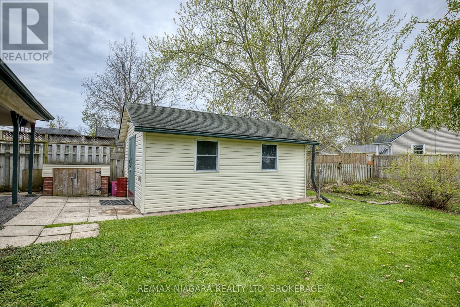 301 Highland Avenue, Fort Erie, Ontario  L2A 2Y1 - Photo 5 - X13072280
