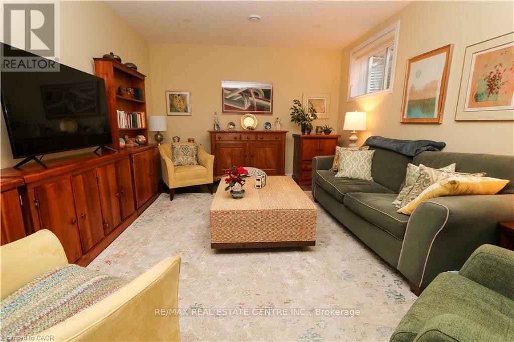 87a Abigail Avenue, Brantford, Ontario  N3R 4S4 - Photo 22 - X12692548