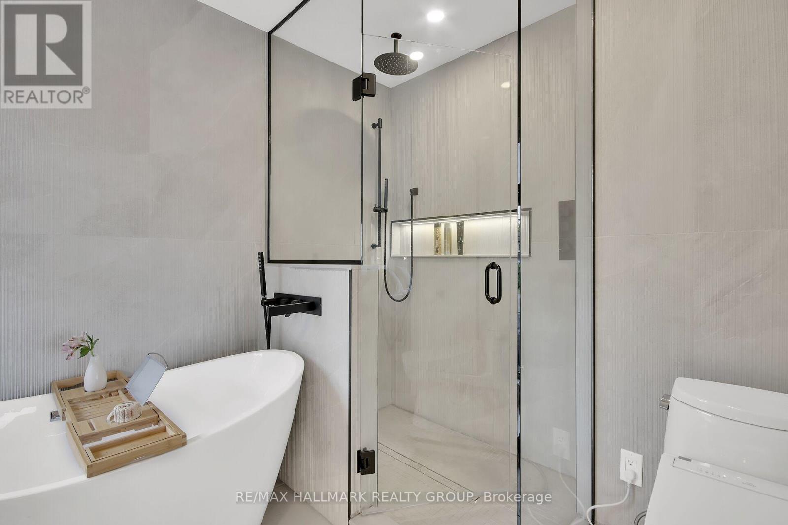 227 Grandview Road, Ottawa, Ontario  K2H 8B9 - Photo 21 - X12550718