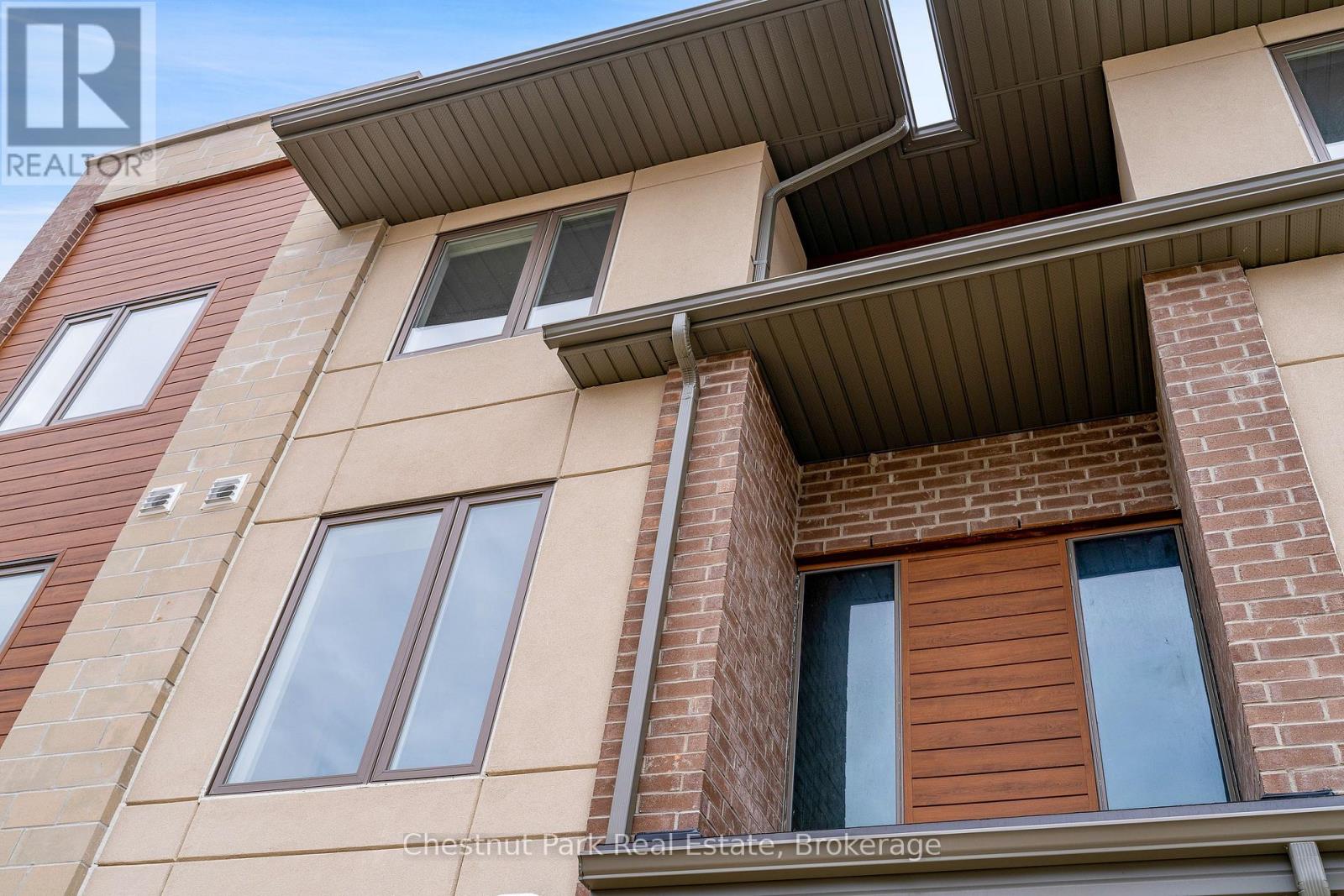 3 - 35 DAWSON DRIVE, Collingwood, Ontario