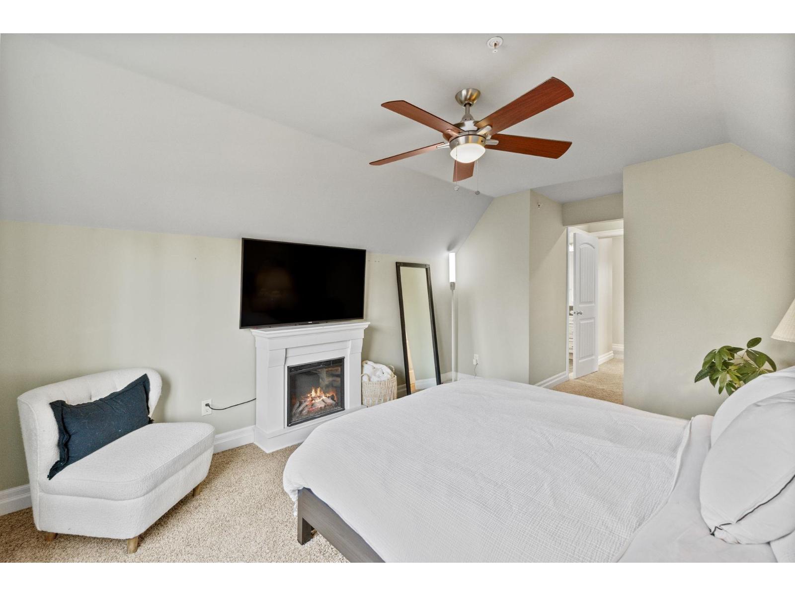 15595 Thrift Avenue, White Rock, British Columbia  V4B 2L8 - Photo 16 - R3118369