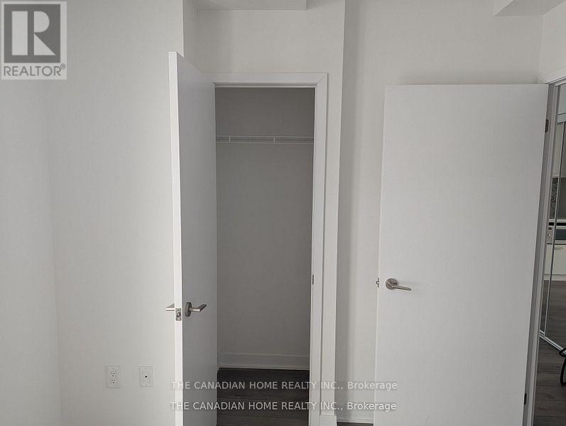 1103 - 10 Honeycrisp Crescent, Vaughan, Ontario  L4K 0M7 - Photo 11 - N12853414