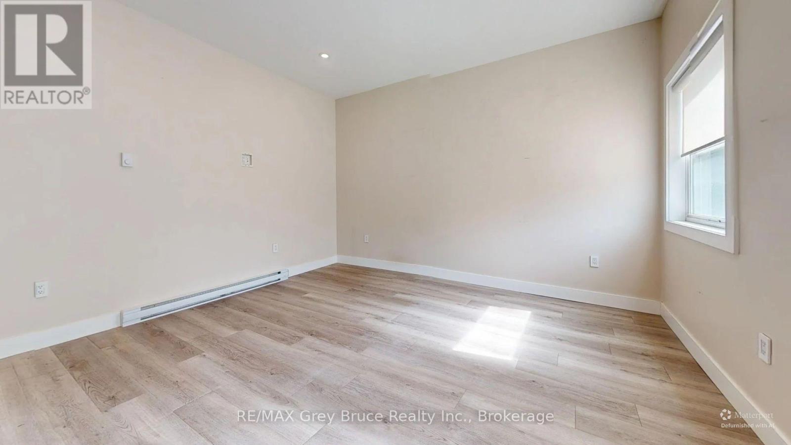 Unit 4 - 39 1st Avenue S, Arran-Elderslie, Ontario  N0G 1L0 - Photo 4 - X13072122