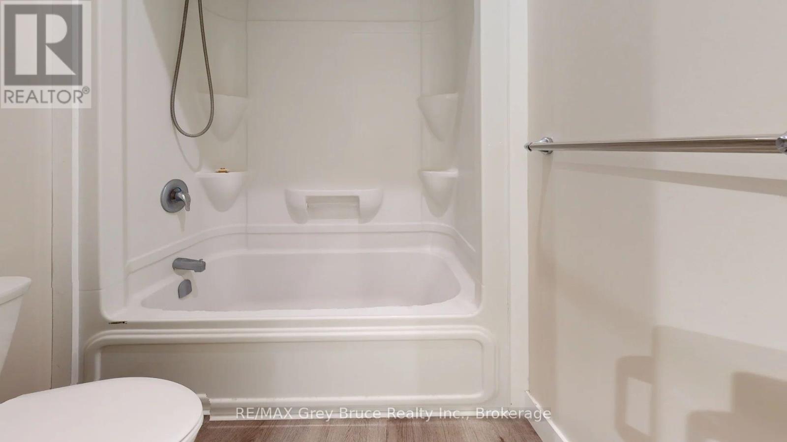 Unit 4 - 39 1st Avenue S, Arran-Elderslie, Ontario  N0G 1L0 - Photo 6 - X13072122