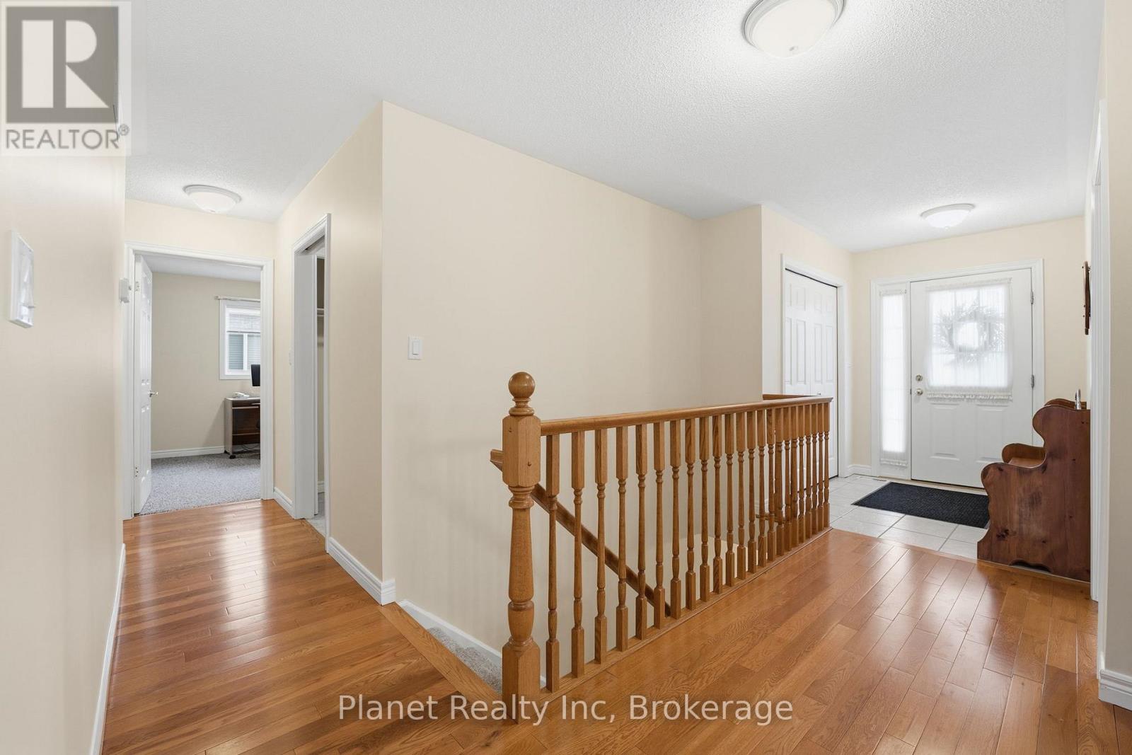 97 Basswood Drive, Guelph, Ontario  N1G 4X7 - Photo 3 - X13072186