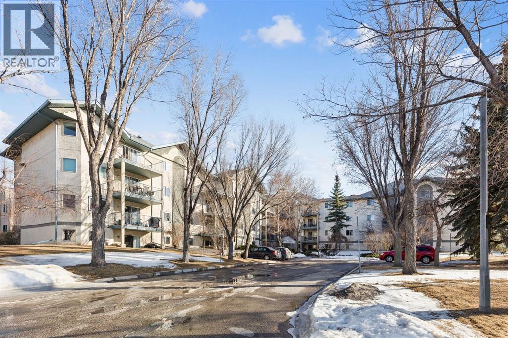 412, 11 Dover Point Se, Calgary, Alberta  T2B 3J8 - Photo 20 - A2291691