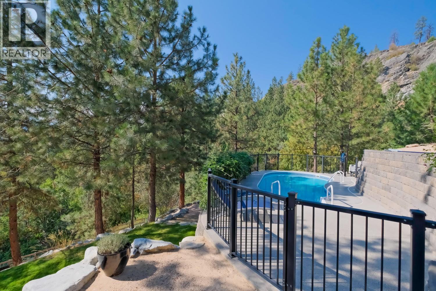 159 Christie Mountain Lane, Okanagan Falls, British Columbia  V0H 1R3 - Photo 48 - 10385677