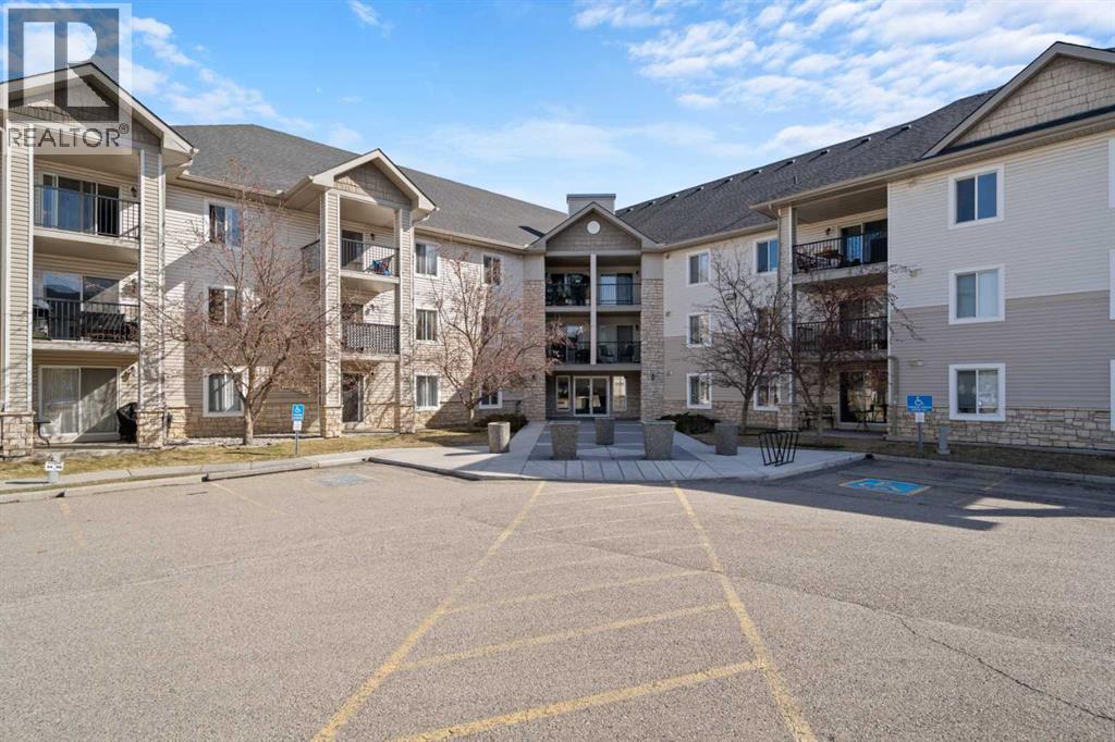 2105, 2371 Eversyde Avenue Sw, Calgary, Alberta  T2Y 4S3 - Photo 1 - A2302412