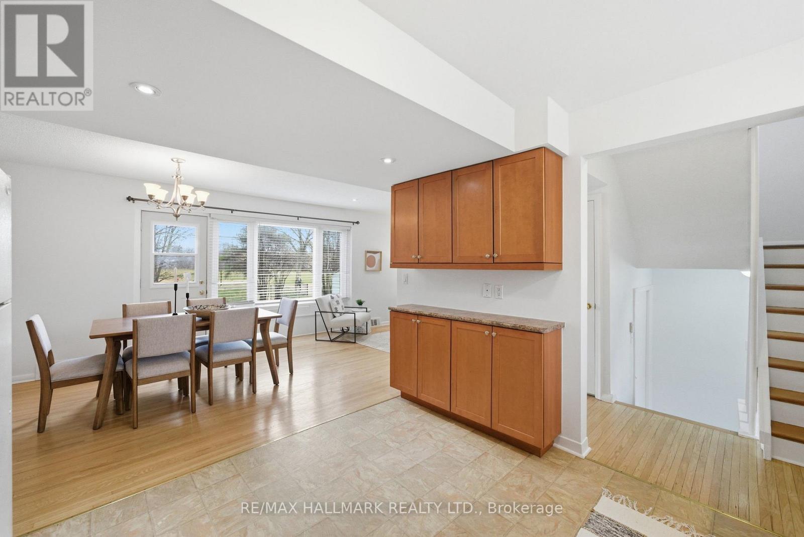 28 Langbourne Place, Toronto, Ontario  M3B 1A9 - Photo 14 - C13072140