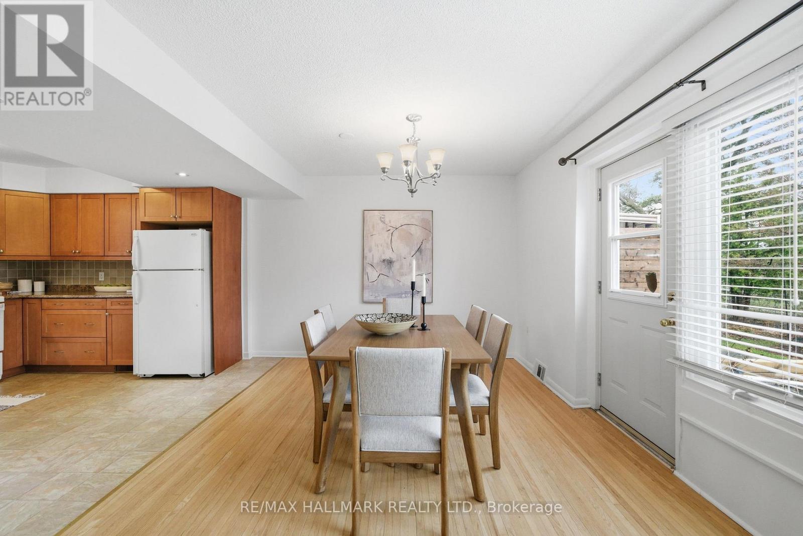 28 Langbourne Place, Toronto, Ontario  M3B 1A9 - Photo 17 - C13072140