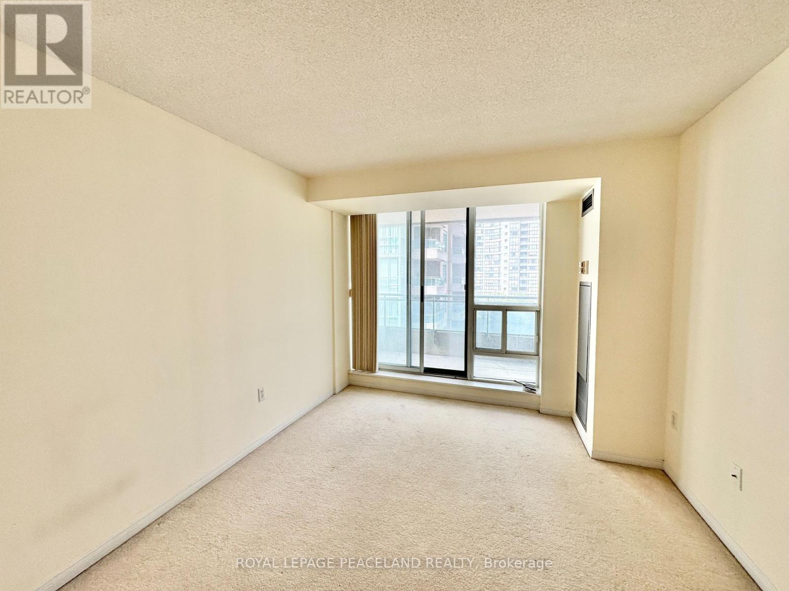 703 - 3 Pemberton Avenue, Toronto, Ontario  M2M 4M1 - Photo 4 - C13072162