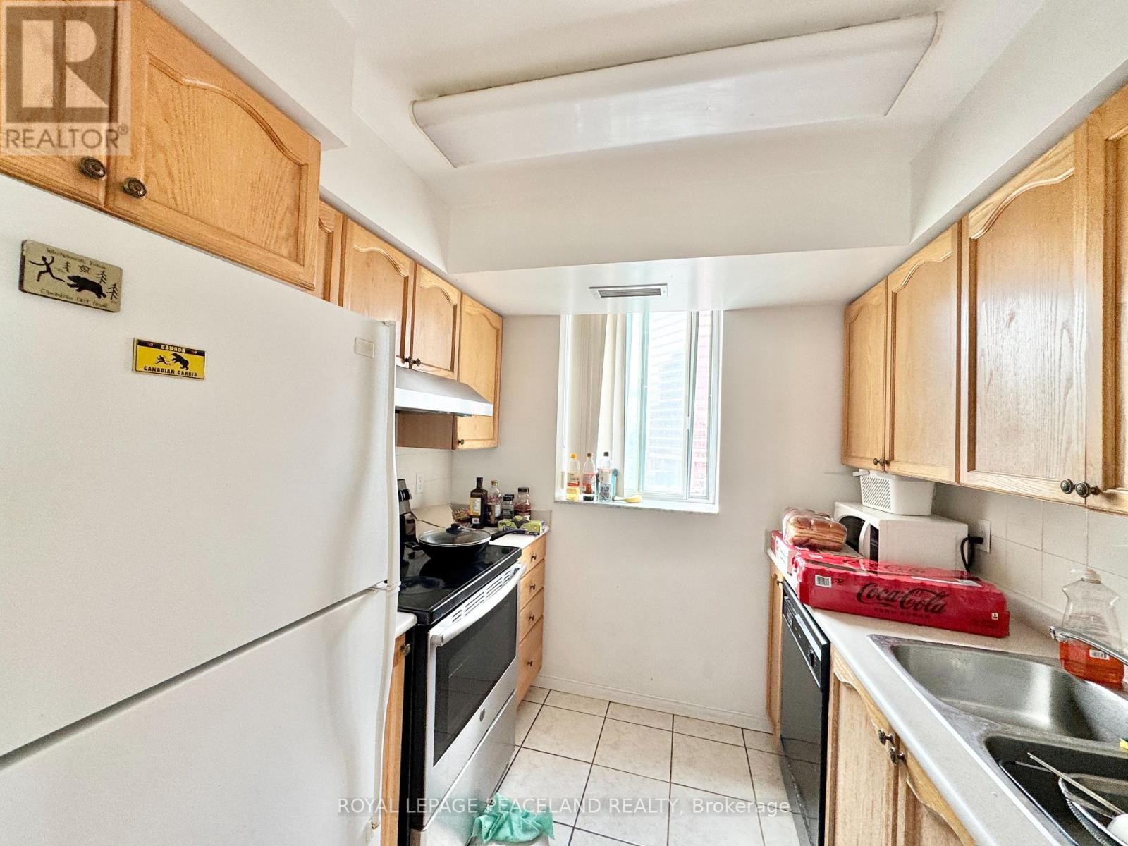 703 - 3 Pemberton Avenue, Toronto, Ontario  M2M 4M1 - Photo 8 - C13072162