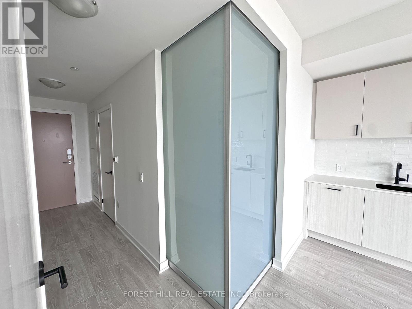 3810 - 1 Quarrington Lane, Toronto, Ontario  M3C 0S4 - Photo 17 - C13072290