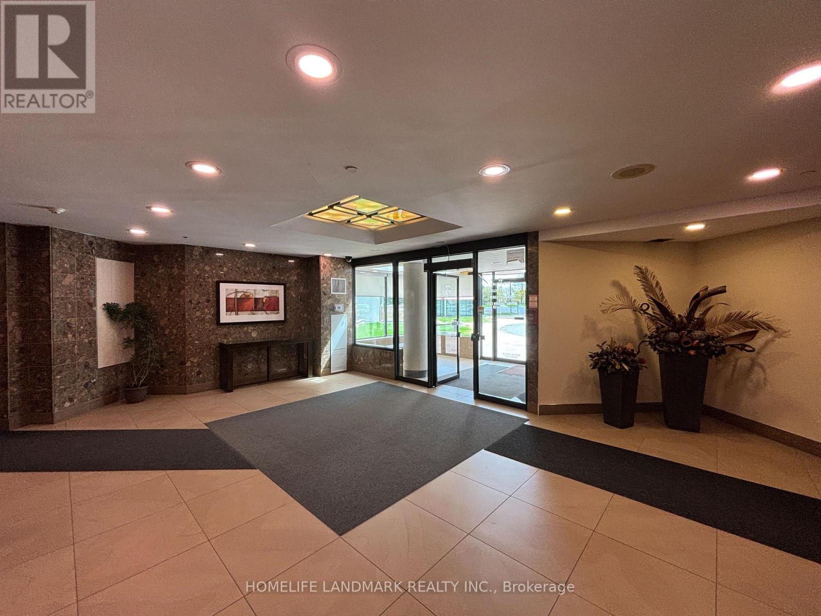 1202 - 330 Alton Towers Circle, Toronto, Ontario  M1V 5H3 - Photo 3 - E13072294