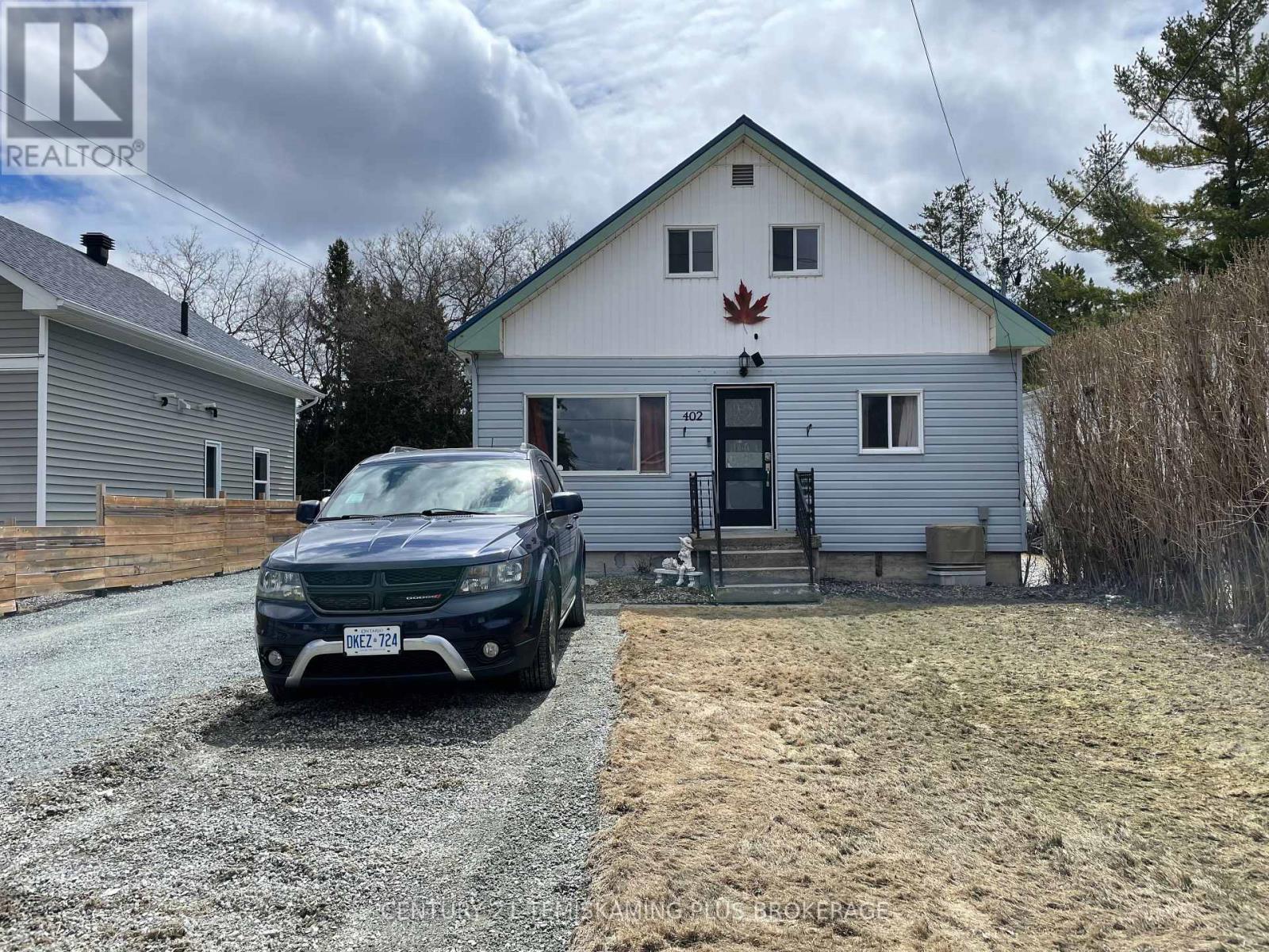 402 Farah Avenue, Temiskaming Shores, Ontario  P0J 1P0 - Photo 1 - T12931130