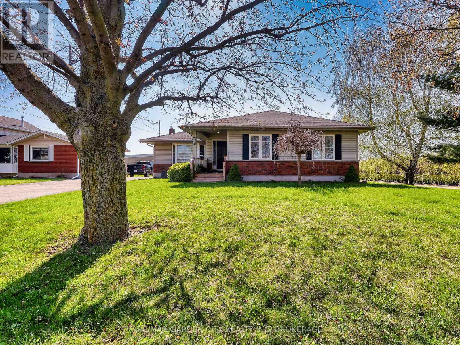 228-234 Read Road, St. Catharines, Ontario  L2R 7K6 - Photo 25 - X13061248
