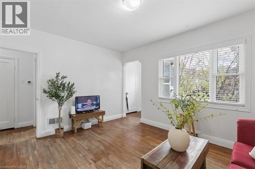 26 Sydney Street N, Kitchener, Ontario  N2H 3L5 - Photo 6 - 40826069