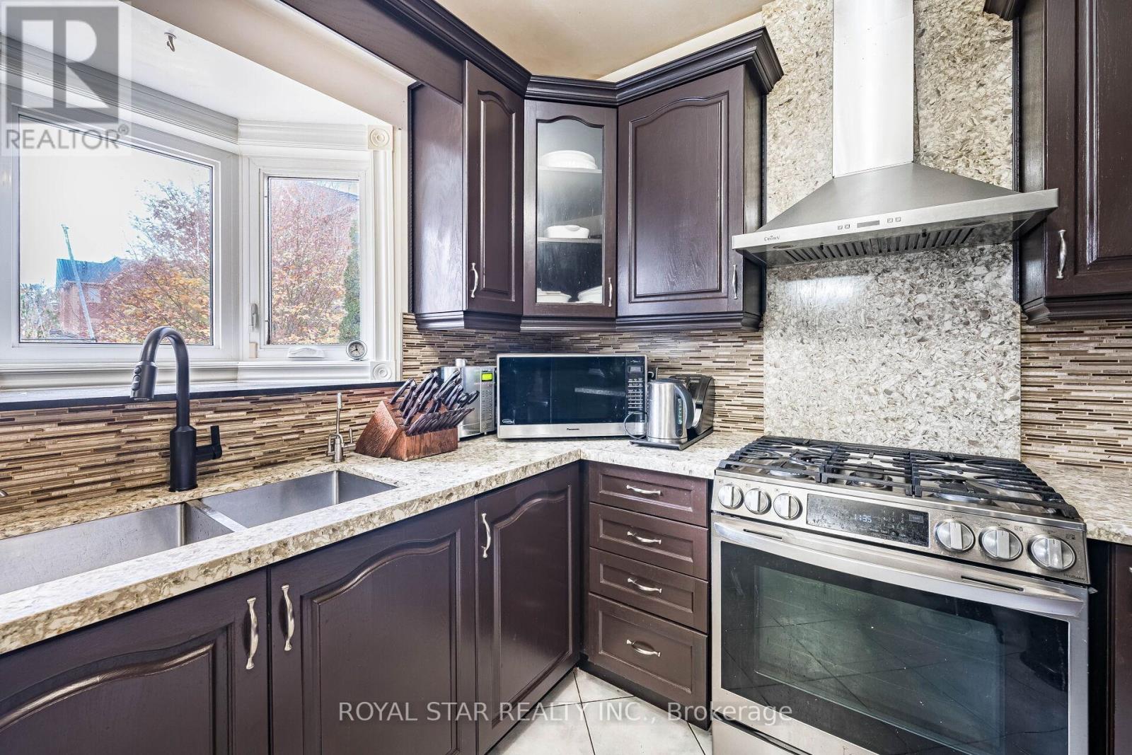 40 Oakdale Road, Vaughan, Ontario  L6A 1J1 - Photo 20 - N13072000