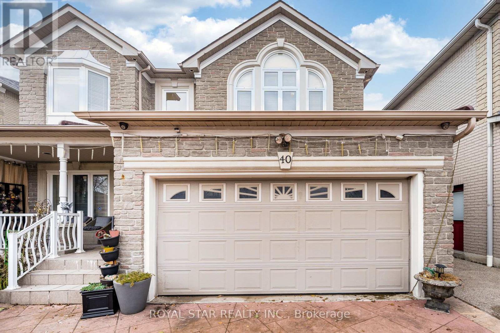 40 Oakdale Road, Vaughan, Ontario  L6A 1J1 - Photo 3 - N13072000