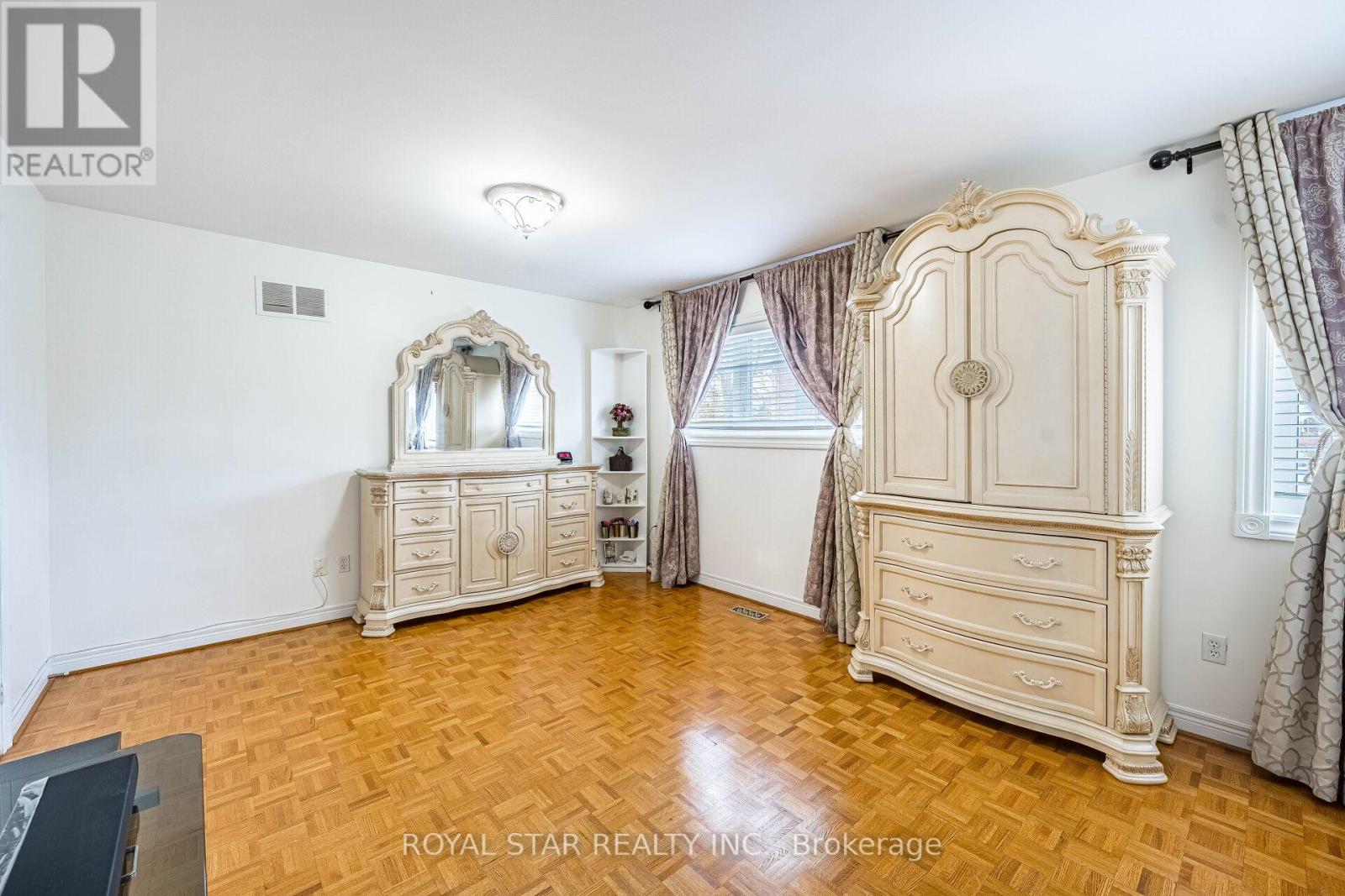 40 Oakdale Road, Vaughan, Ontario  L6A 1J1 - Photo 32 - N13072000