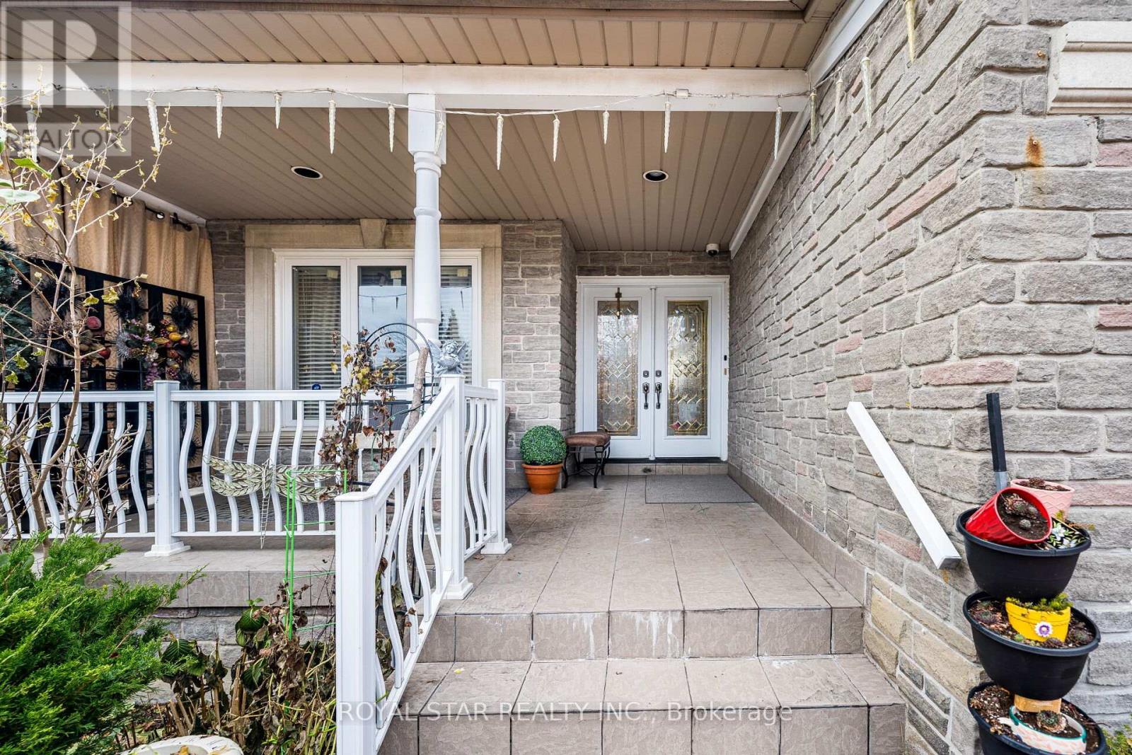 40 Oakdale Road, Vaughan, Ontario  L6A 1J1 - Photo 5 - N13072000