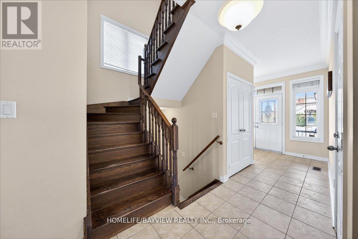 27 Donzi Lane, Vaughan, Ontario  L6A 0J3 - Photo 6 - N13072136