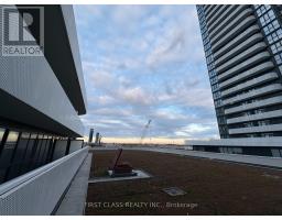 511 - 8 INTERCHANGE WAY, Vaughan, Ontario