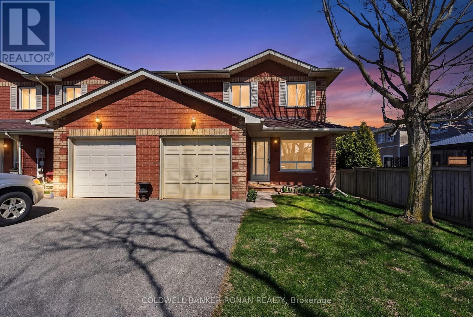 7 Robins Lane, New Tecumseth, Ontario  L9R 1C5 - Photo 1 - N13072266