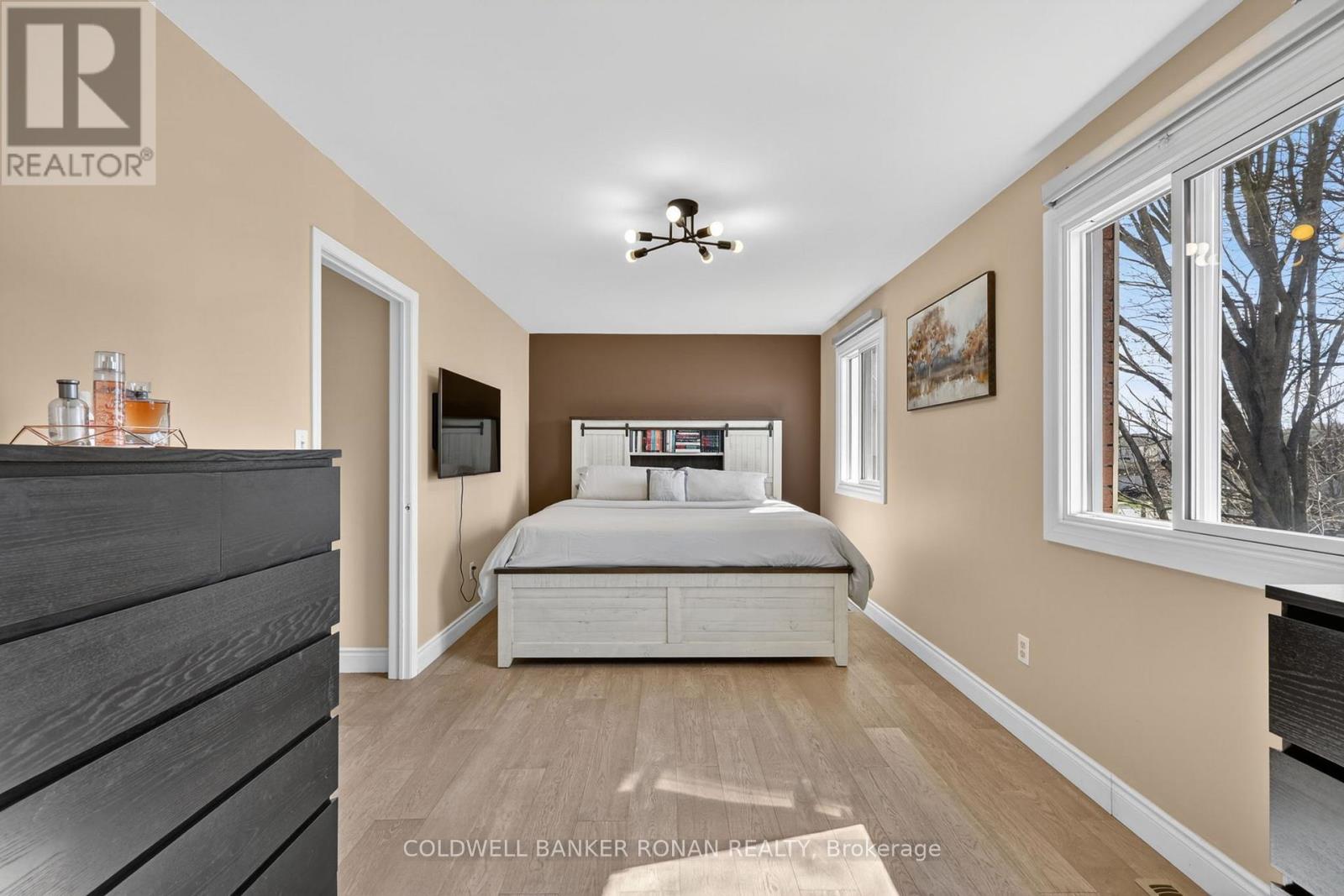 7 Robins Lane, New Tecumseth, Ontario  L9R 1C5 - Photo 18 - N13072266