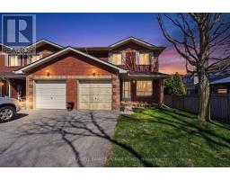 7 ROBINS LANE, New Tecumseth, Ontario