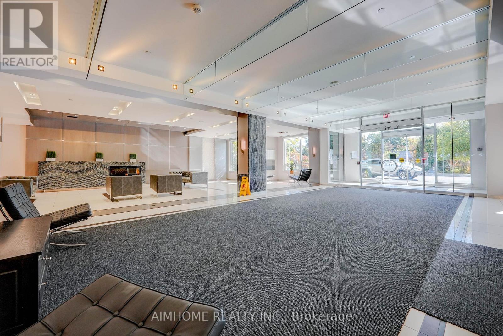 319 - 7165 Yonge Street, Markham, Ontario  L3T 0C9 - Photo 3 - N13072282