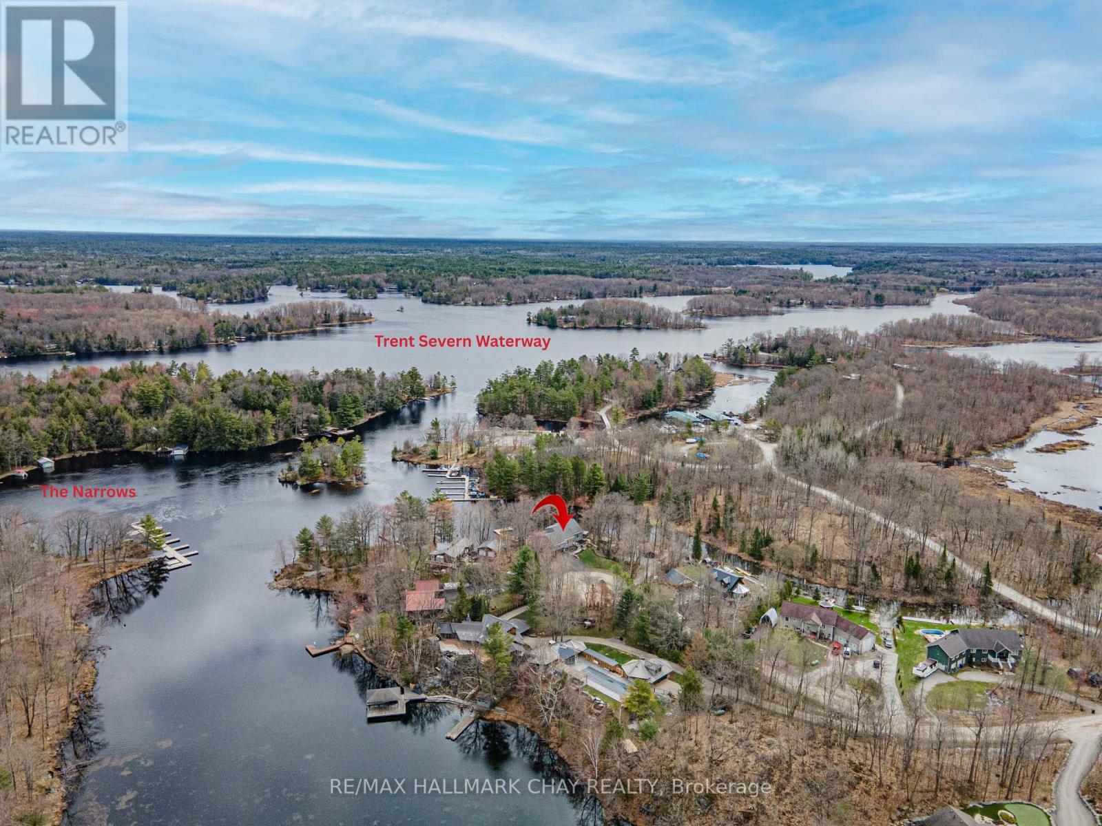 3285 ROCKCLIFFE COURT, Severn, Ontario