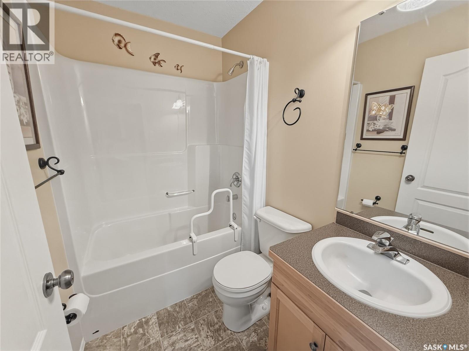 530 Palliser Drive, Swift Current, Saskatchewan  S9H 5C6 - Photo 19 - SK034541