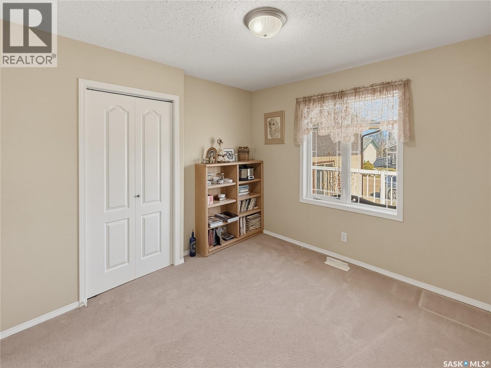 530 Palliser Drive, Swift Current, Saskatchewan  S9H 5C6 - Photo 22 - SK034541