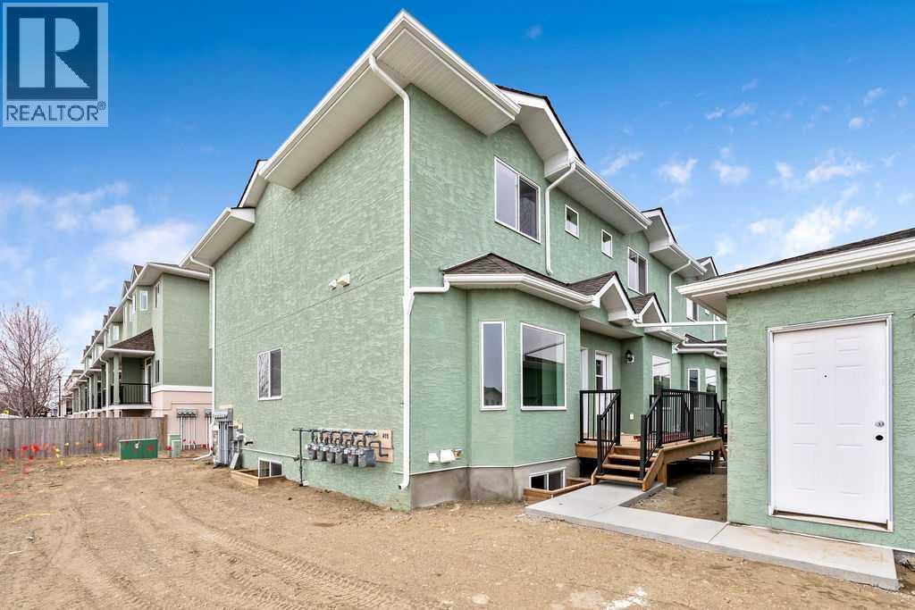 401 Strathcona Circle, Strathmore, Alberta  T1P 0B1 - Photo 3 - A2304200